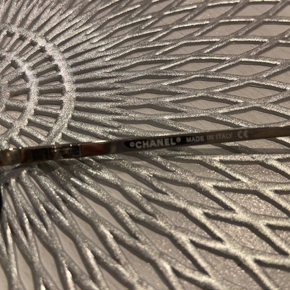 Unisex Vintage CHANEL Mirrored Sunglasses 4002 - Picture 3 of 6